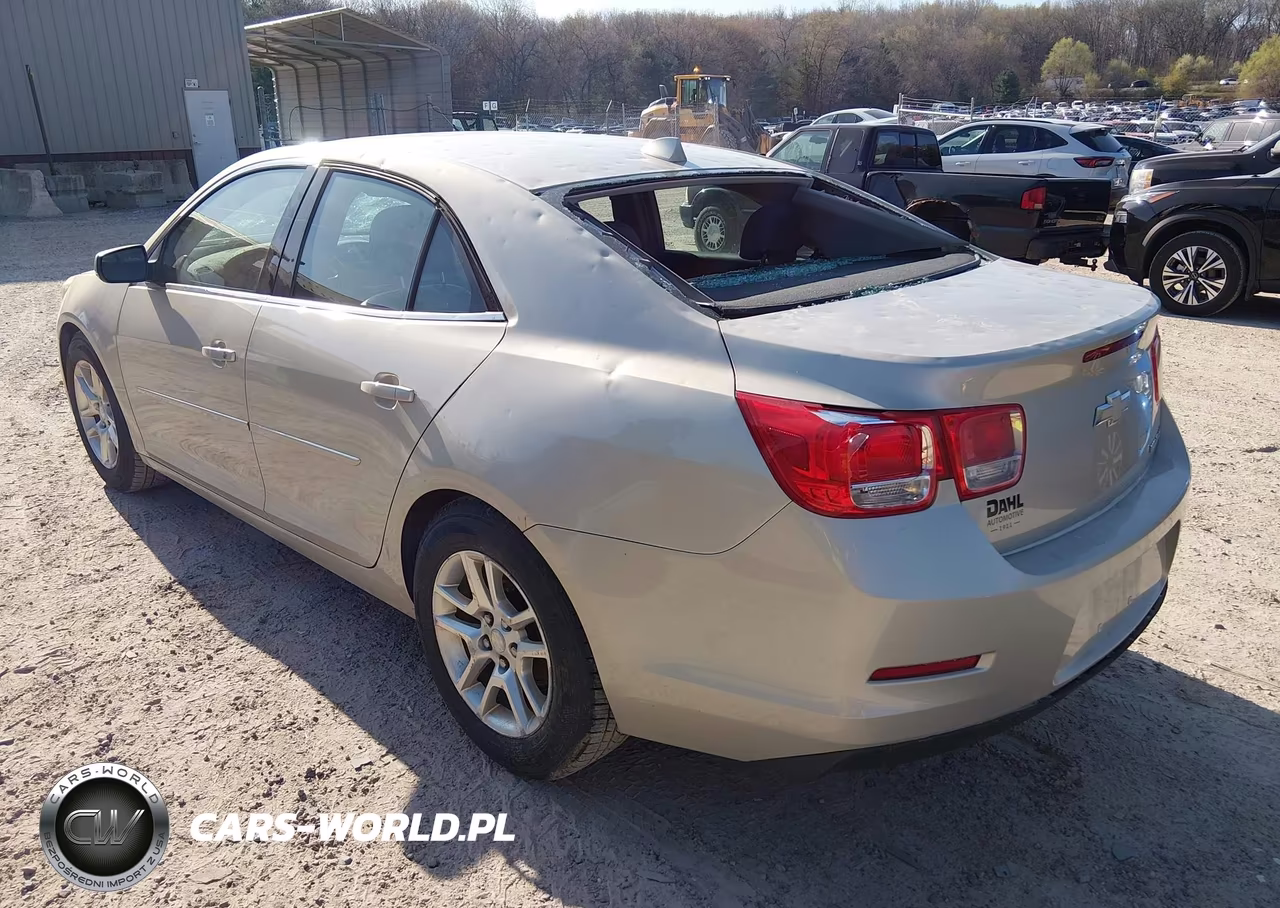 2013 Chevrolet Malibu 1Lt VIN:1G11C5SAXDF237895 - 3