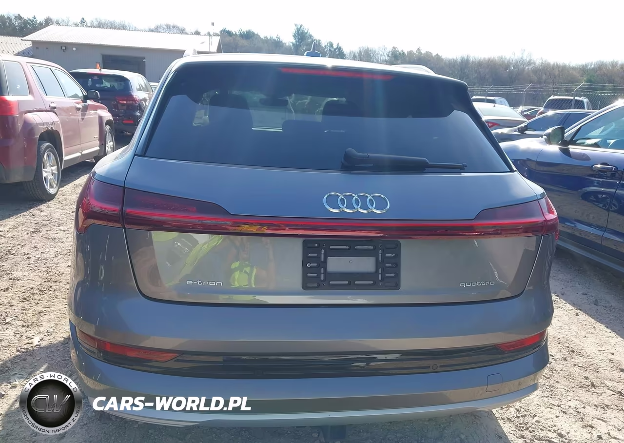 2021 Audi E-Tron Premium Quattro VIN:WA1AAAGE4MB016411 - 16