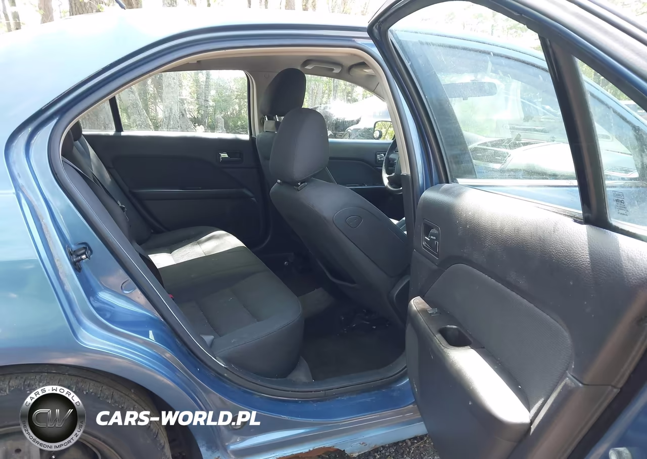 2010 Ford Fusion Se VIN:3FAHP0HG8AR404798 - 8