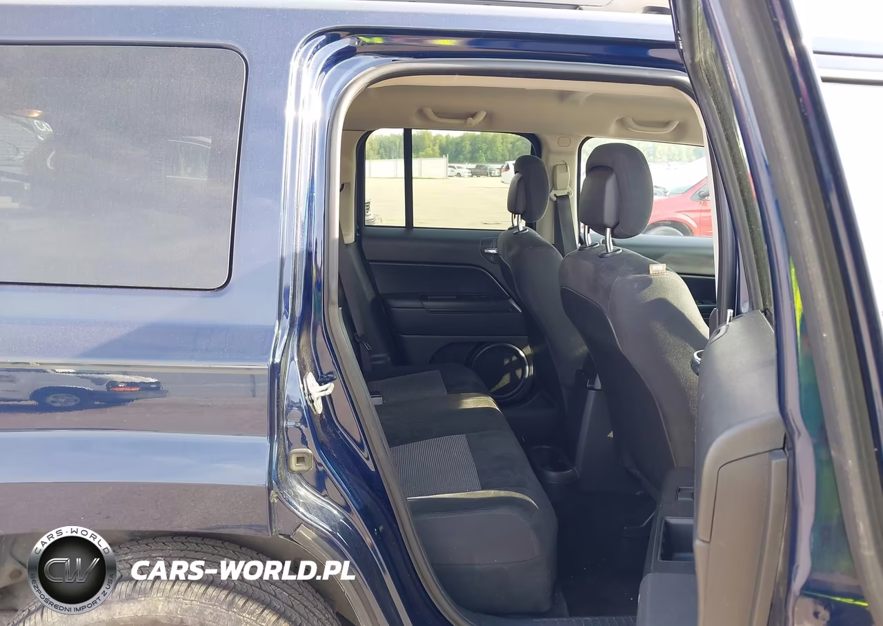 2016 Jeep Patriot Sport VIN:1C4NJRBB4GD594679 - 8