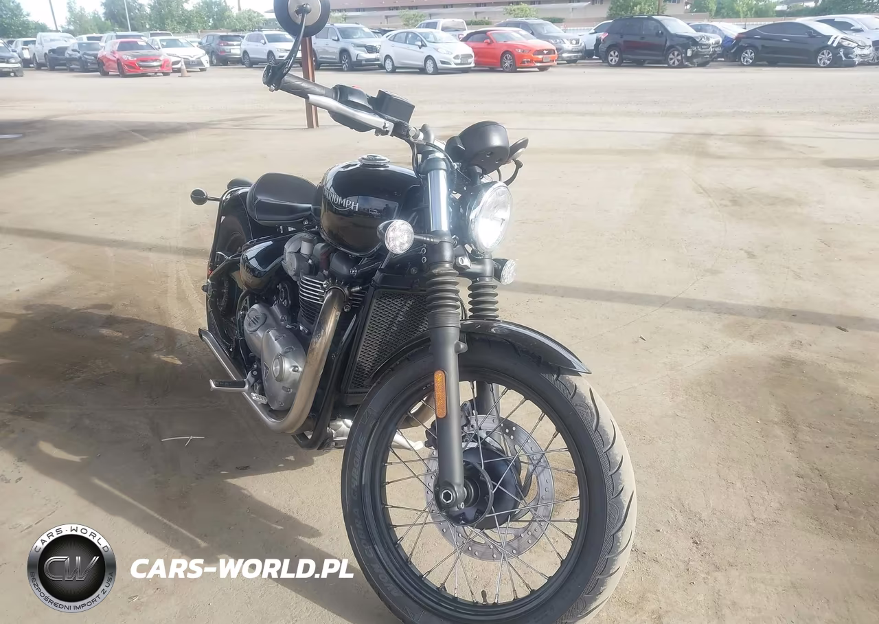 2020 Triumph Motorcycle Bonneville Bobber