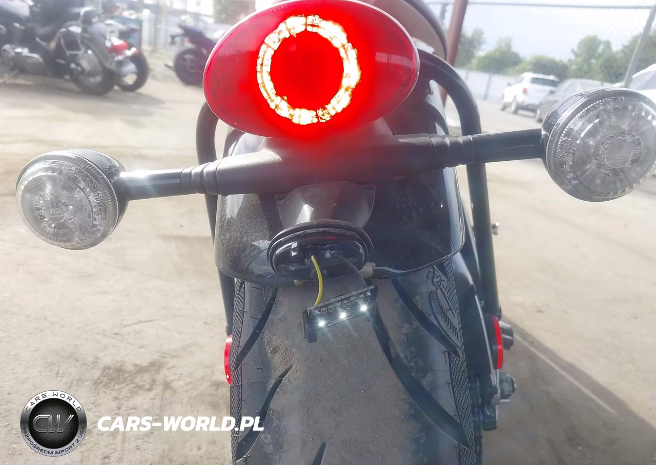 2020 Triumph Motorcycle Bonneville Bobber VIN:SMTD42HL8LT971106 - 14