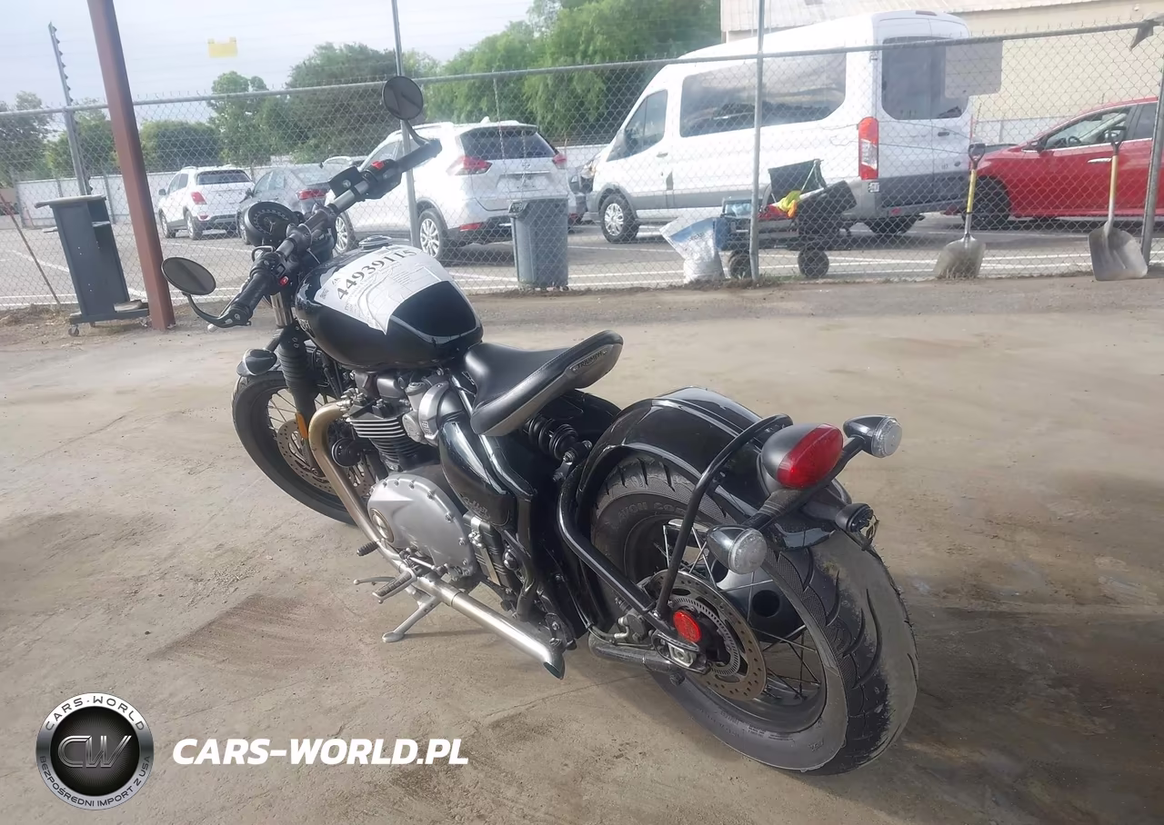 2020 Triumph Motorcycle Bonneville Bobber VIN:SMTD42HL8LT971106 - 3