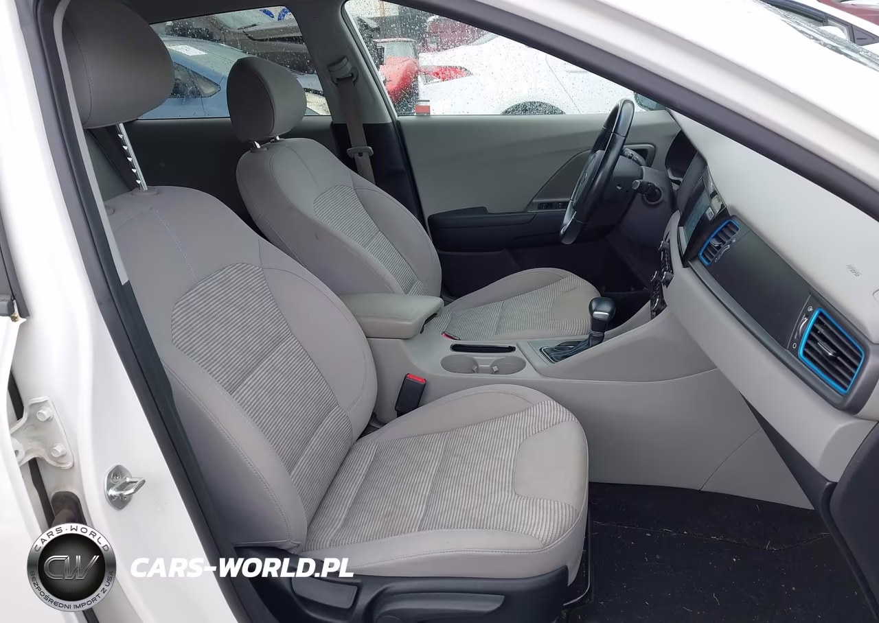 2018 Kia Niro Plug-In Hybrid Lx VIN:KNDCM3LD7J5211010 - 5