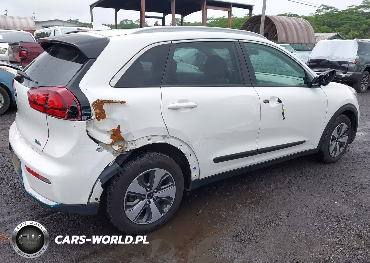 2018 Kia Niro Plug-In Hybrid Lx VIN:KNDCM3LD7J5211010 - 6