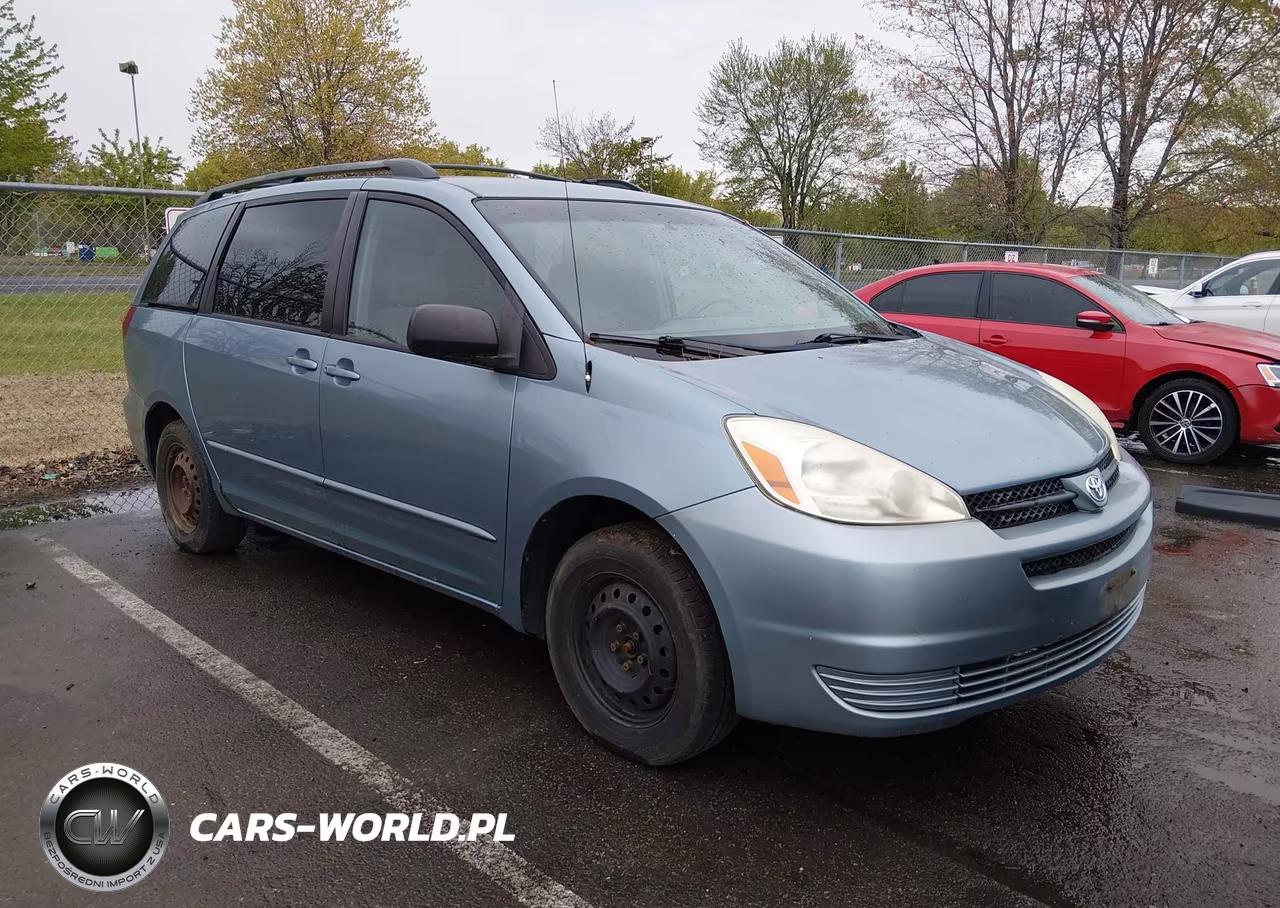 2005 Toyota Sienna Le
