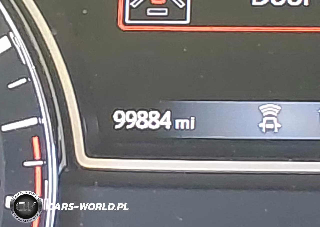 2018 Nissan Pathfinder Platinum VIN:5N1DR2MMXJC647193 - 16