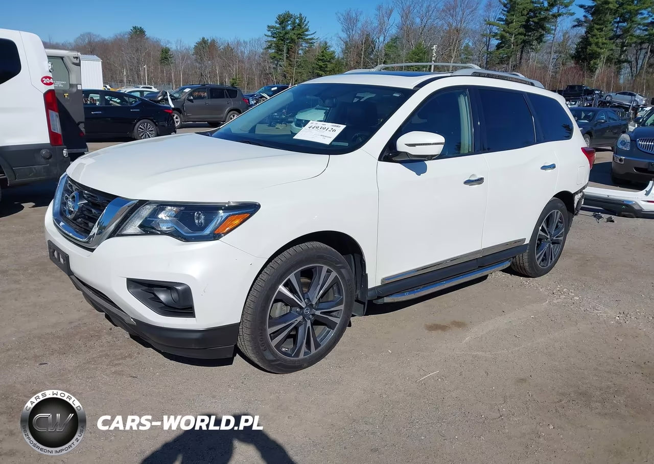 2018 Nissan Pathfinder Platinum VIN:5N1DR2MMXJC647193 - 2