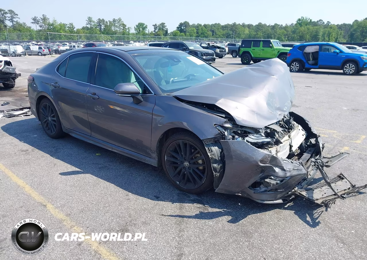 2021 Toyota Camry Xse – zdjęcie 1 z 17