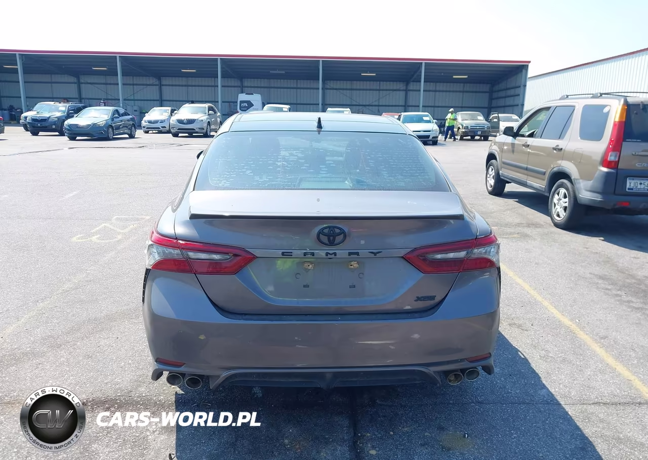 2021 Toyota Camry Xse VIN:4T1K61AK3MU611681 - 17