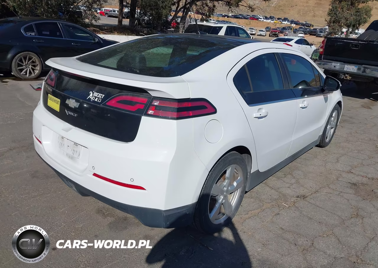 2012 Chevrolet Volt VIN:1G1RH6E49CU120786 - 4