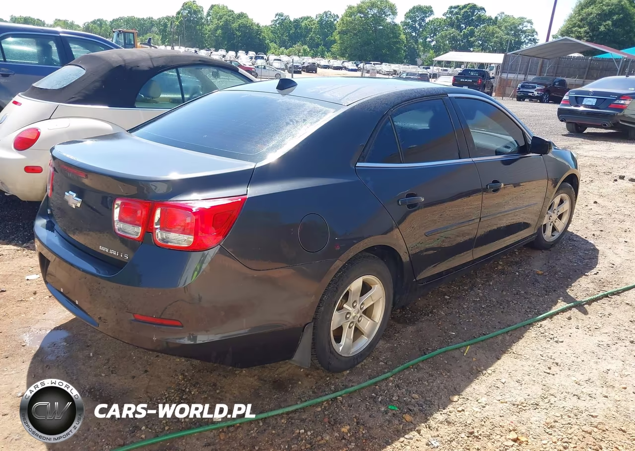 2014 Chevrolet Malibu 1Ls VIN:1G11B5SL3EF250509 - 4