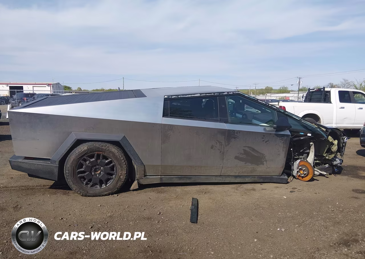 2024 Tesla Cybertruck Cyberbeast VIN:7G2CEHEE1RA012409 - 13