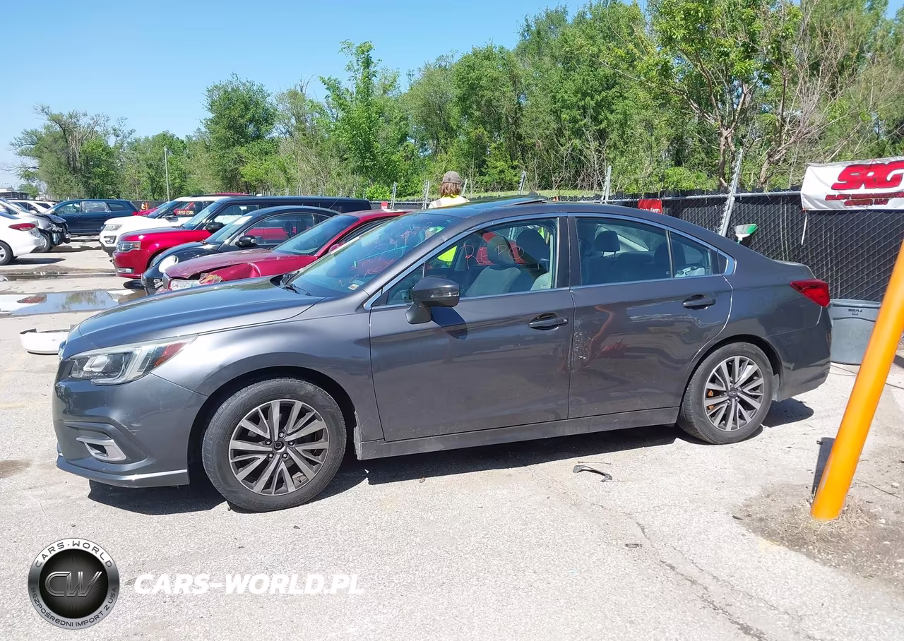 2018 Subaru Legacy 2.5I Premium VIN:4S3BNAH61J3013199 - 13