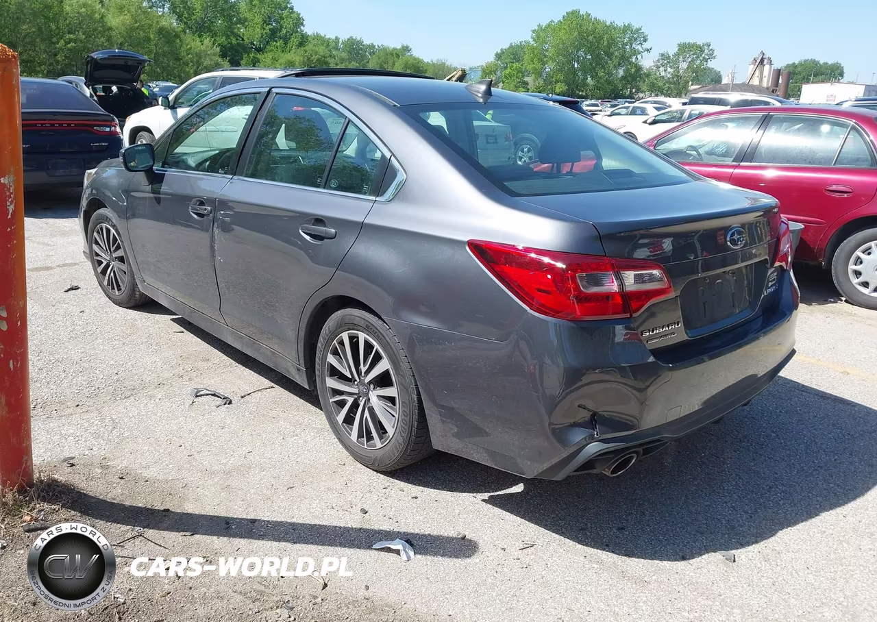 2018 Subaru Legacy 2.5I Premium VIN:4S3BNAH61J3013199 - 3