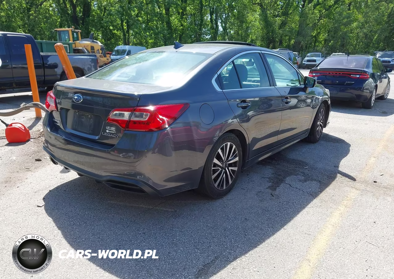 2018 Subaru Legacy 2.5I Premium VIN:4S3BNAH61J3013199 - 4