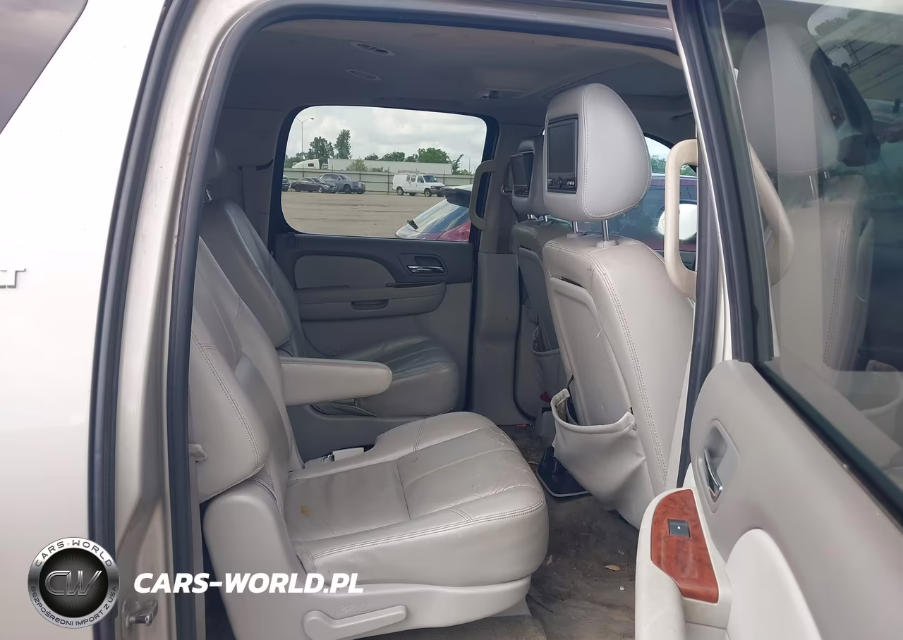 2008 Chevrolet Suburban 1500 Lt VIN:3GNFC16058G184753 - 8