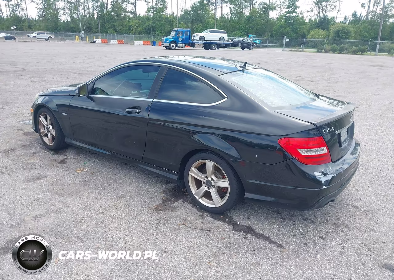 2012 Mercedes-Benz C 250 VIN:WDDGJ4HB8CF836252 - 3