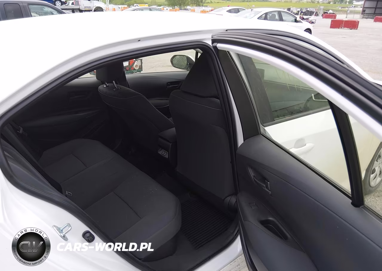 2026 Toyota Corolla Hybrid Hybrid Le VIN:JTDBCMFE8T3131531 - 8