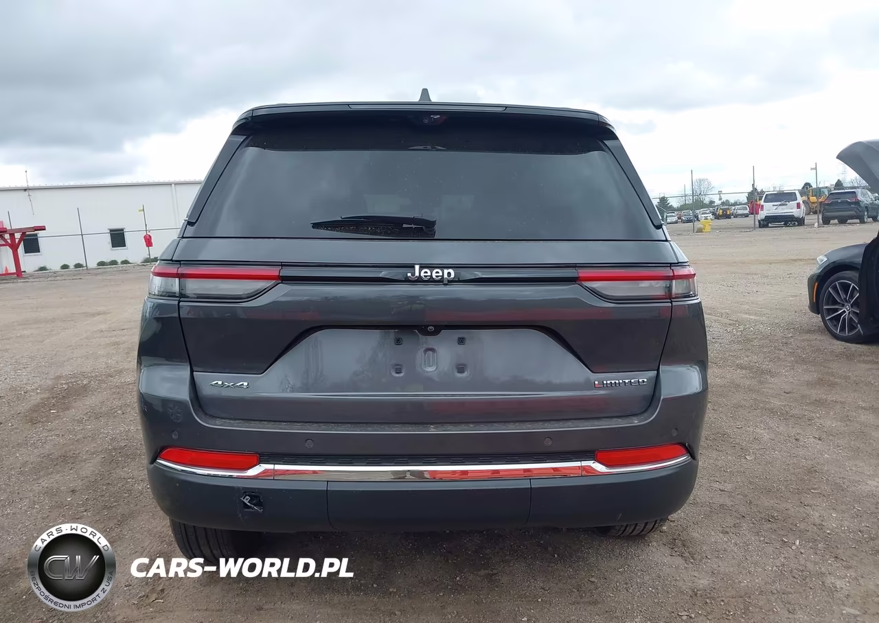 2023 Jeep Grand Cherokee Limited 4X4 VIN:1C4RJHBG8P8738041 - 16