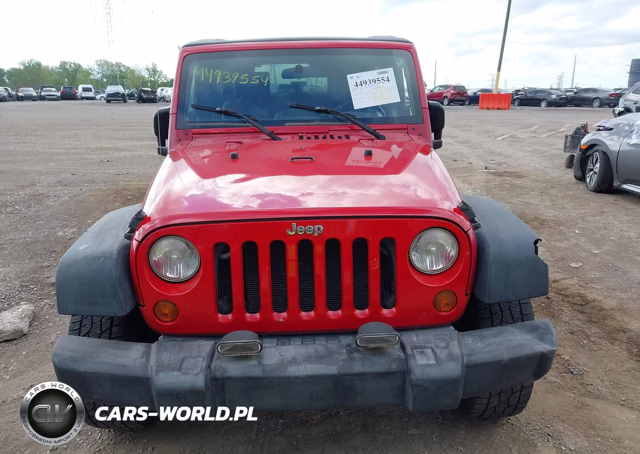 2007 Jeep Wrangler Unlimited X VIN:1J4GA39117L174722 - 12
