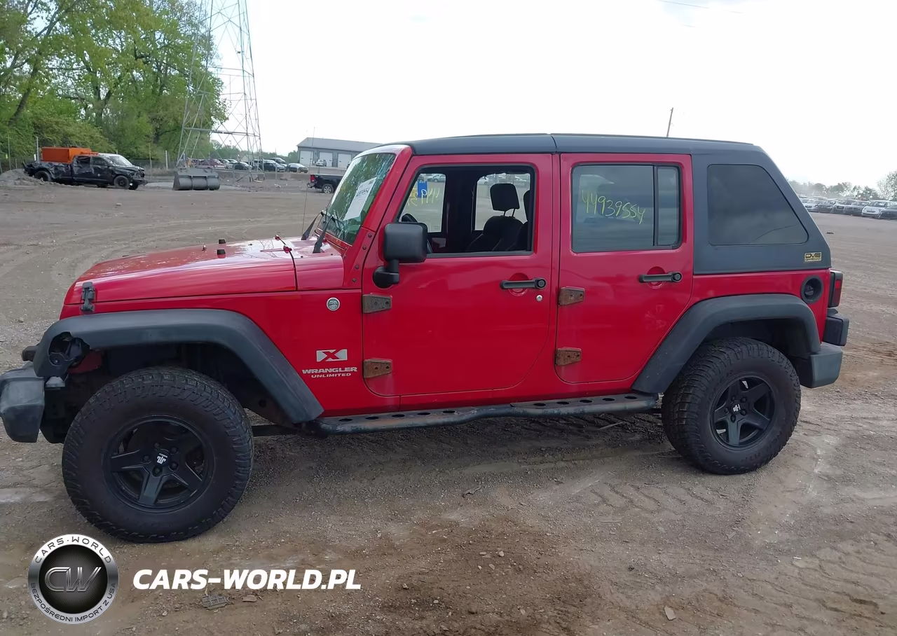 2007 Jeep Wrangler Unlimited X VIN:1J4GA39117L174722 - 14