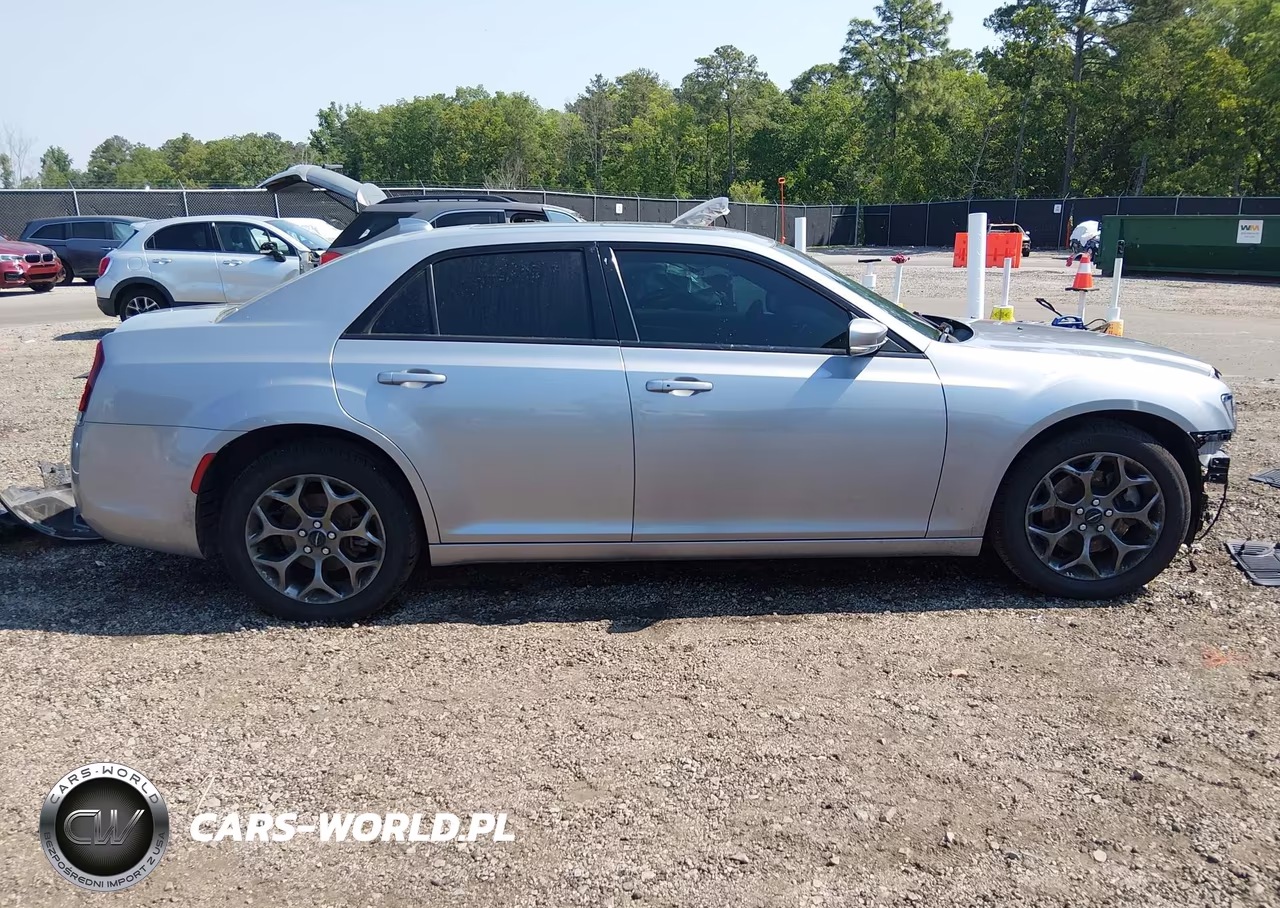 2015 Chrysler 300 300S VIN:2C3CCAGG8FH808943 - 14