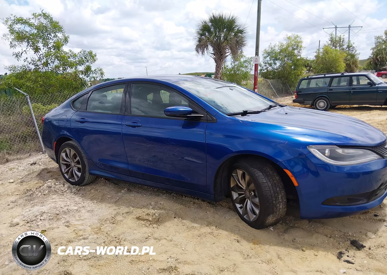 2015 Chrysler 200 S VIN:1C3CCCBB5FN578700 - 13