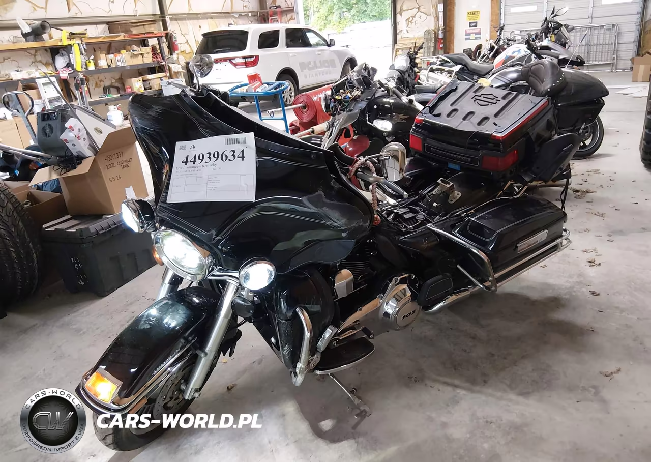 2013 Harley-Davidson Flhtcu Ultra Classic Electra Gld VIN:1HD1FCM10DB610562 - 2