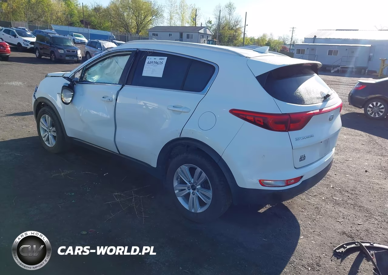 2018 Kia Sportage Lx VIN:KNDPMCAC0J7446431 - 3