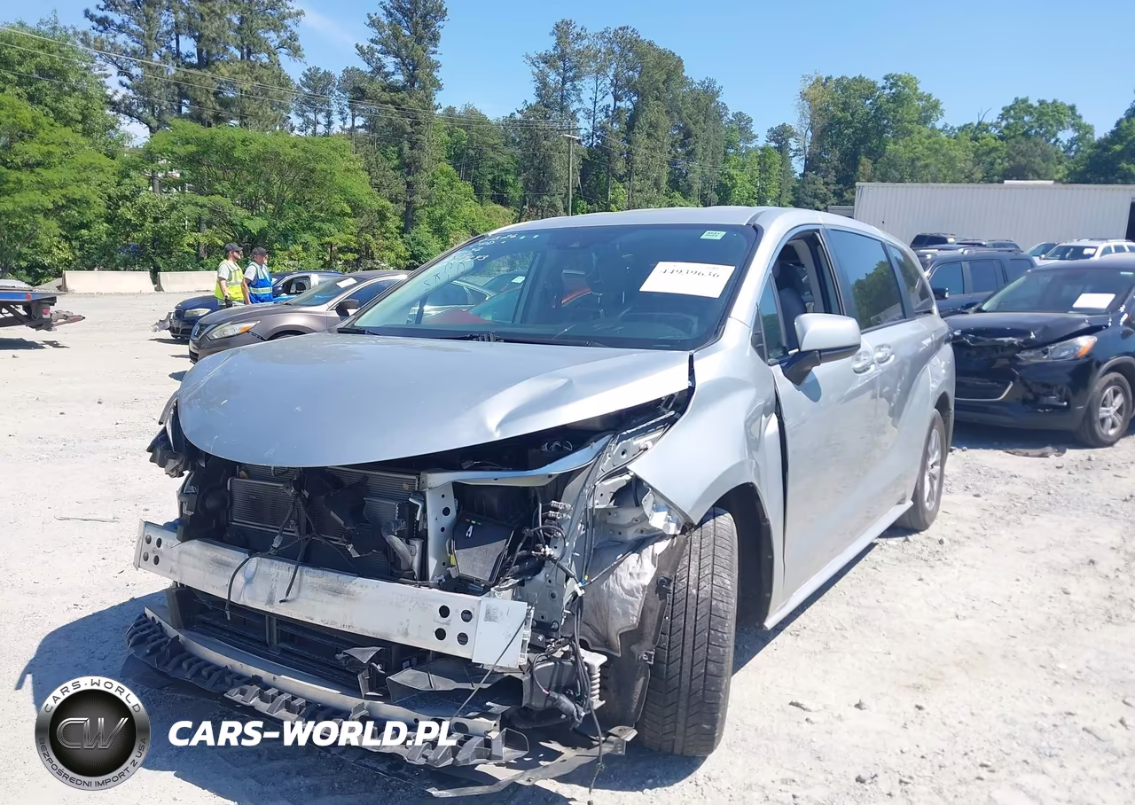 2022 Toyota Sienna Le VIN:5TDKRKEC0NS102643 - 2