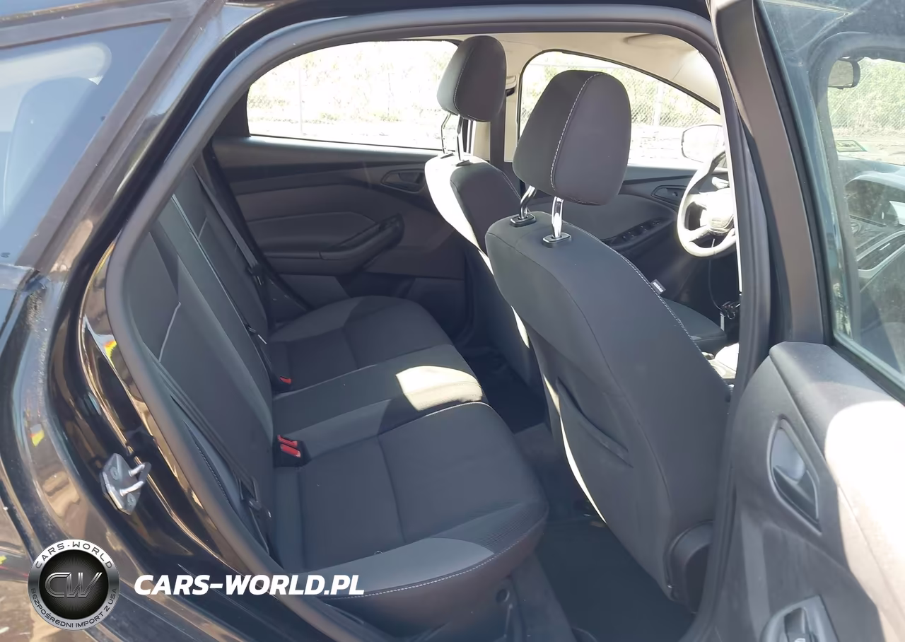 2012 Ford Focus Se VIN:1FAHP3K25CL163041 - 8