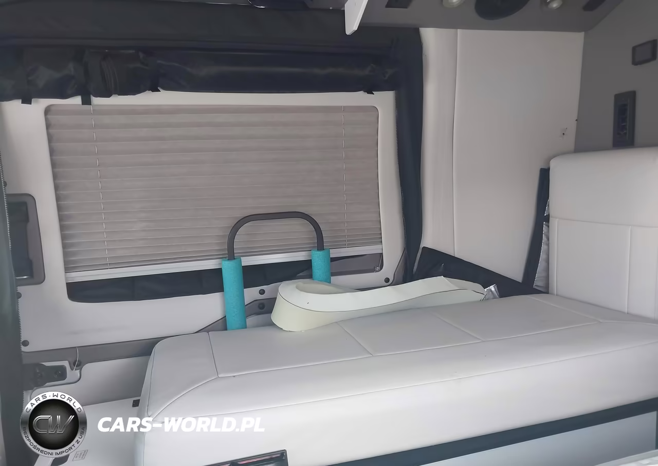 2024 Ford Transit-350 Cargo Van VIN:1FDRU8UG1RKA51344 - 7