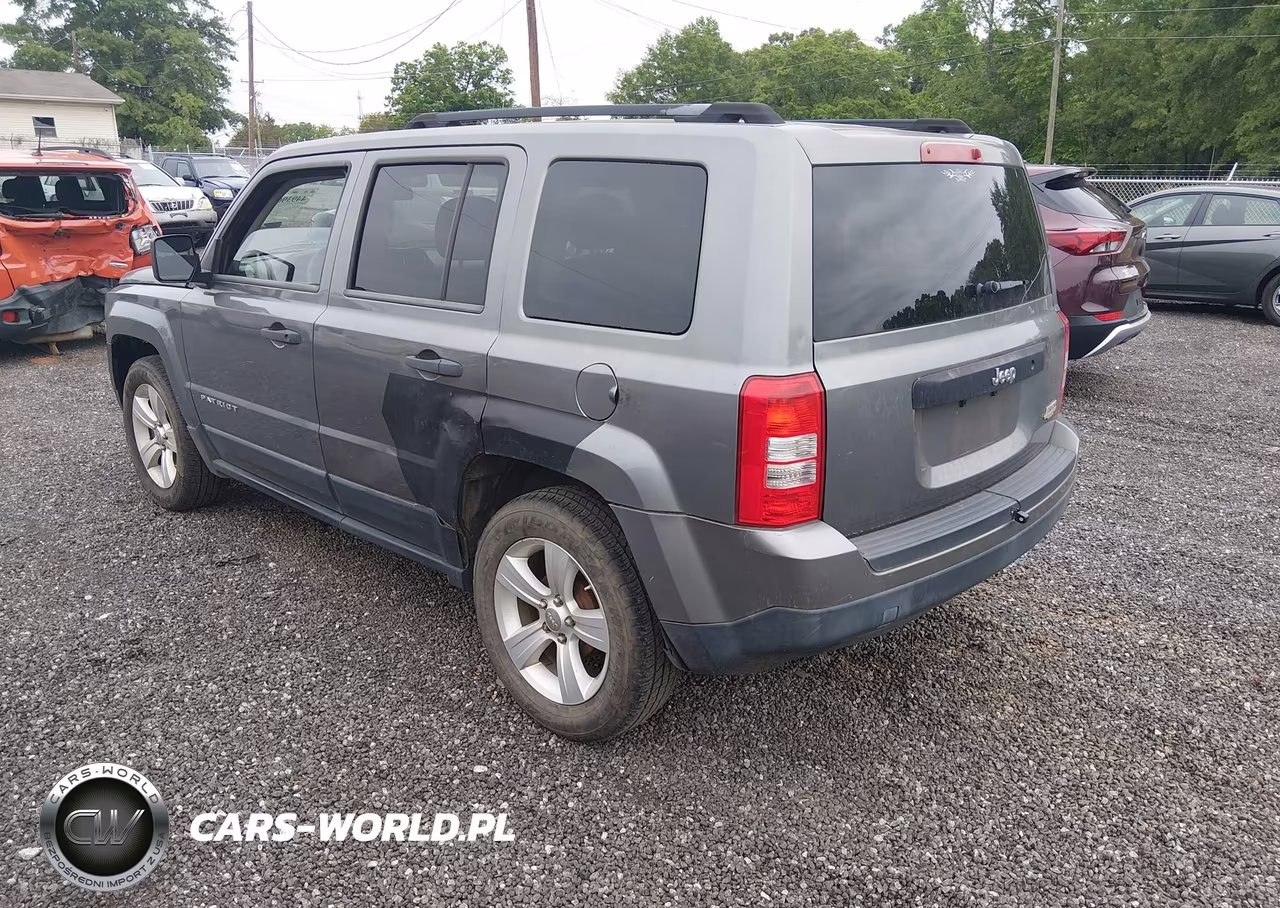 2012 Jeep Patriot Sport VIN:1C4NJPBB3CD571134 - 3
