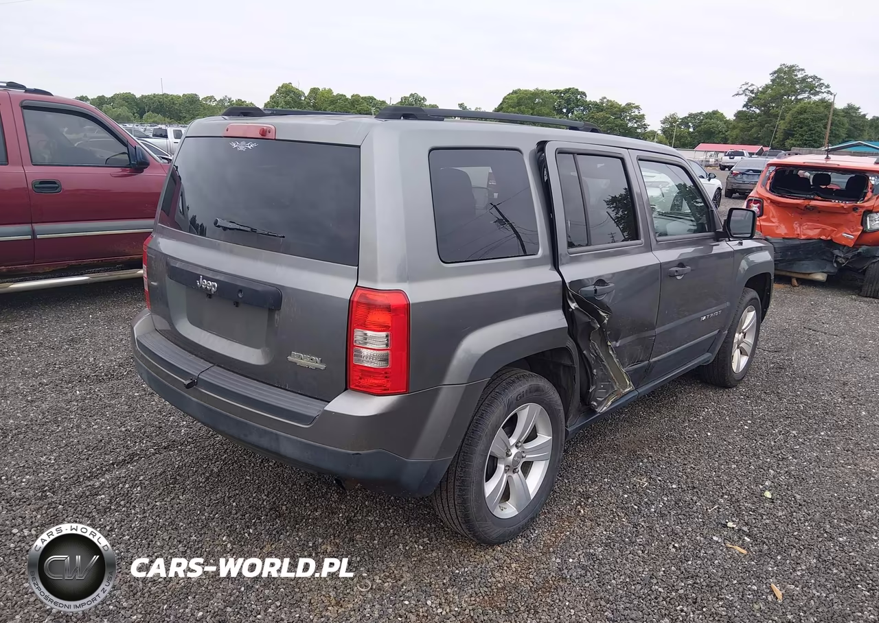 2012 Jeep Patriot Sport VIN:1C4NJPBB3CD571134 - 4