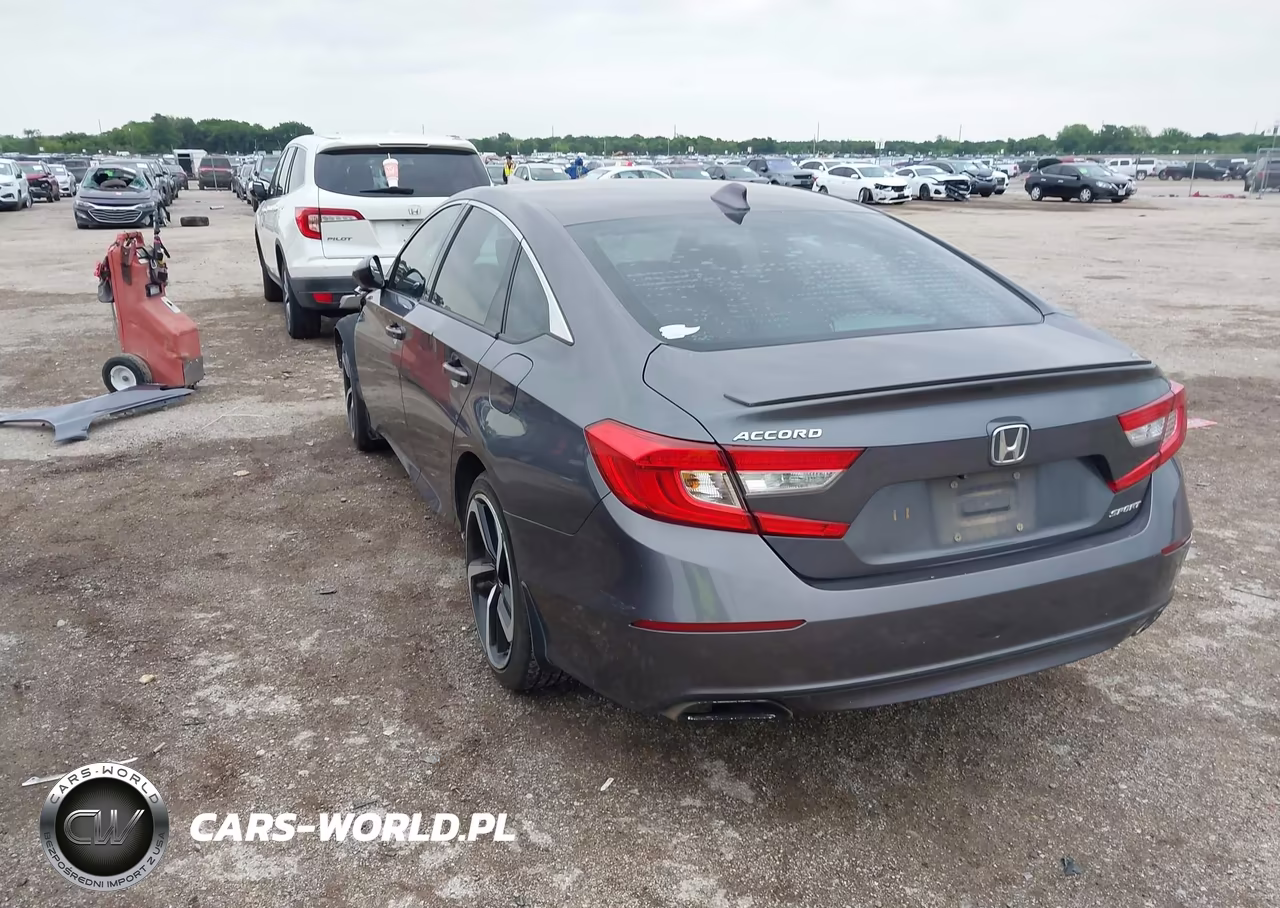 2018 Honda Accord Sport VIN:1HGCV1F32JA079061 - 3