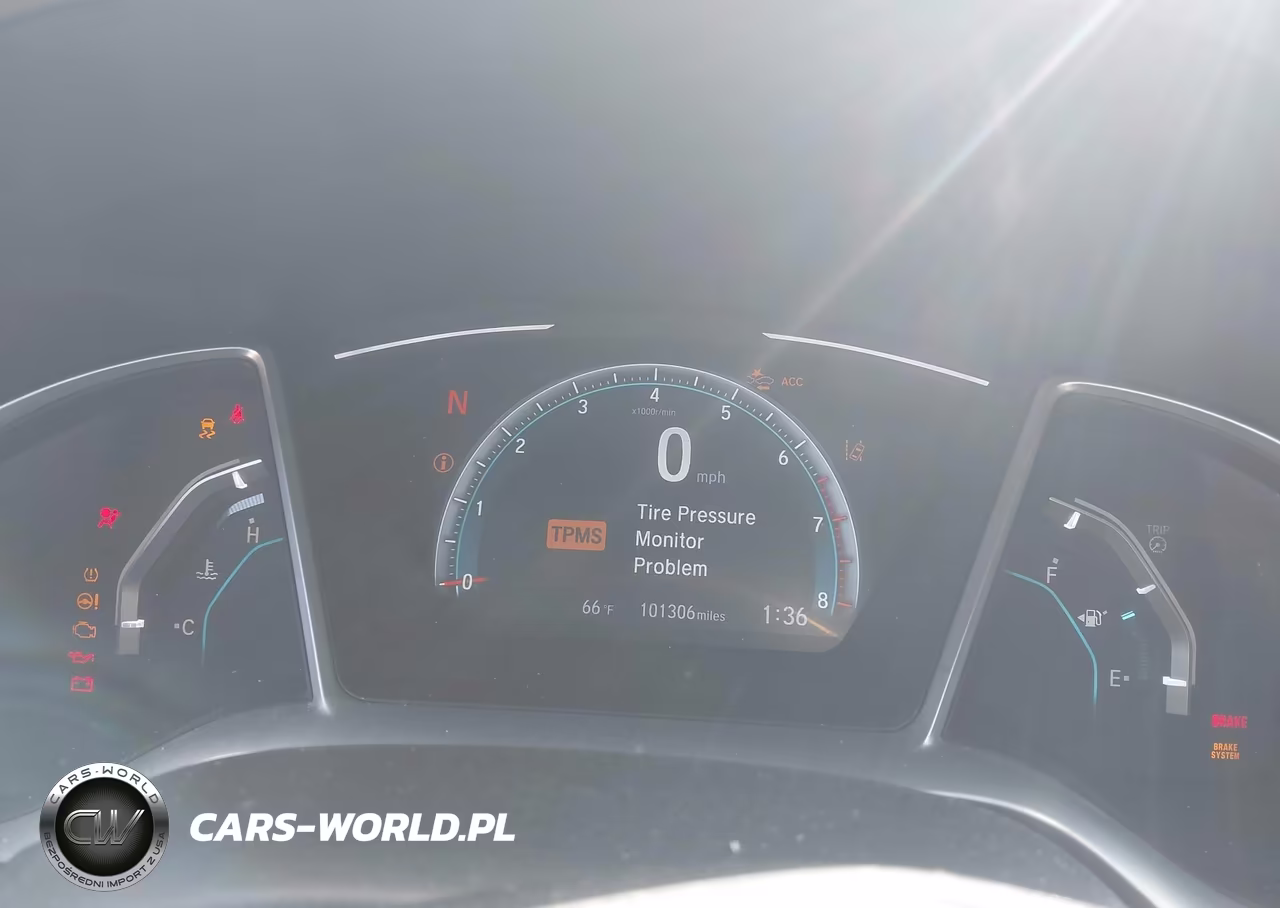 2019 Honda Civic Touring VIN:2HGFC3B98KH351477 - 7