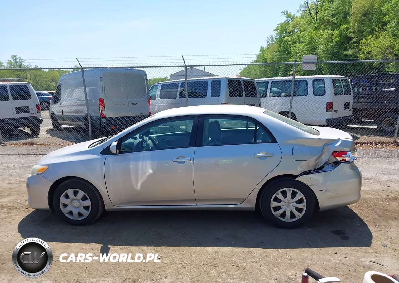 2011 Toyota Corolla Le VIN:2T1BU4EE0BC697333 - 14