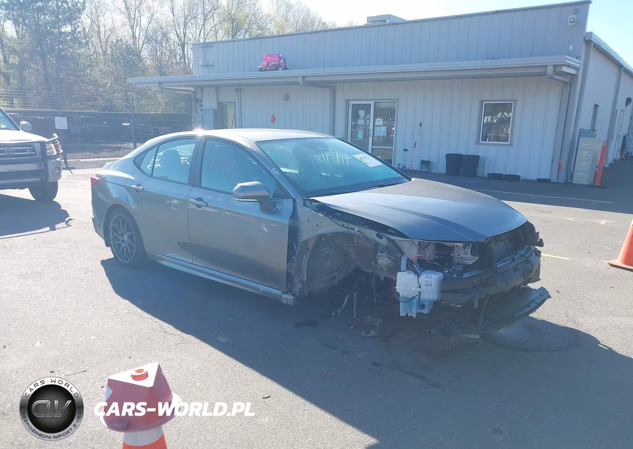 2025 Toyota Camry Se – zdjęcie 1 z 16