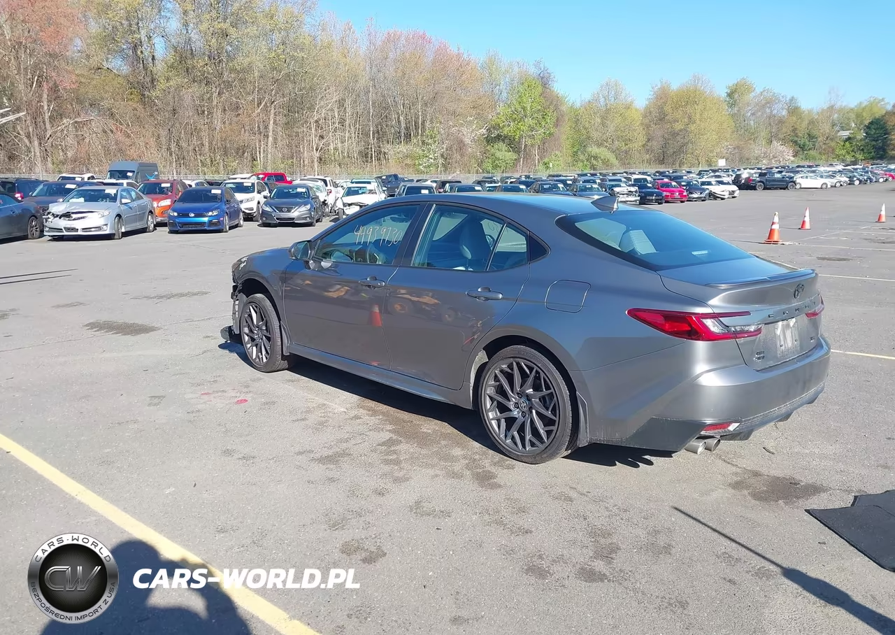 2025 Toyota Camry Se VIN:4T1DBADK5SU540996 - 3