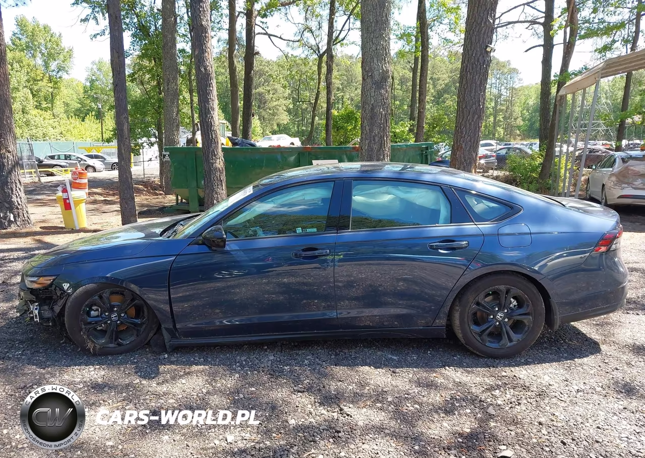 2025 Honda Accord Se VIN:1HGCY1F49SA073887 - 14