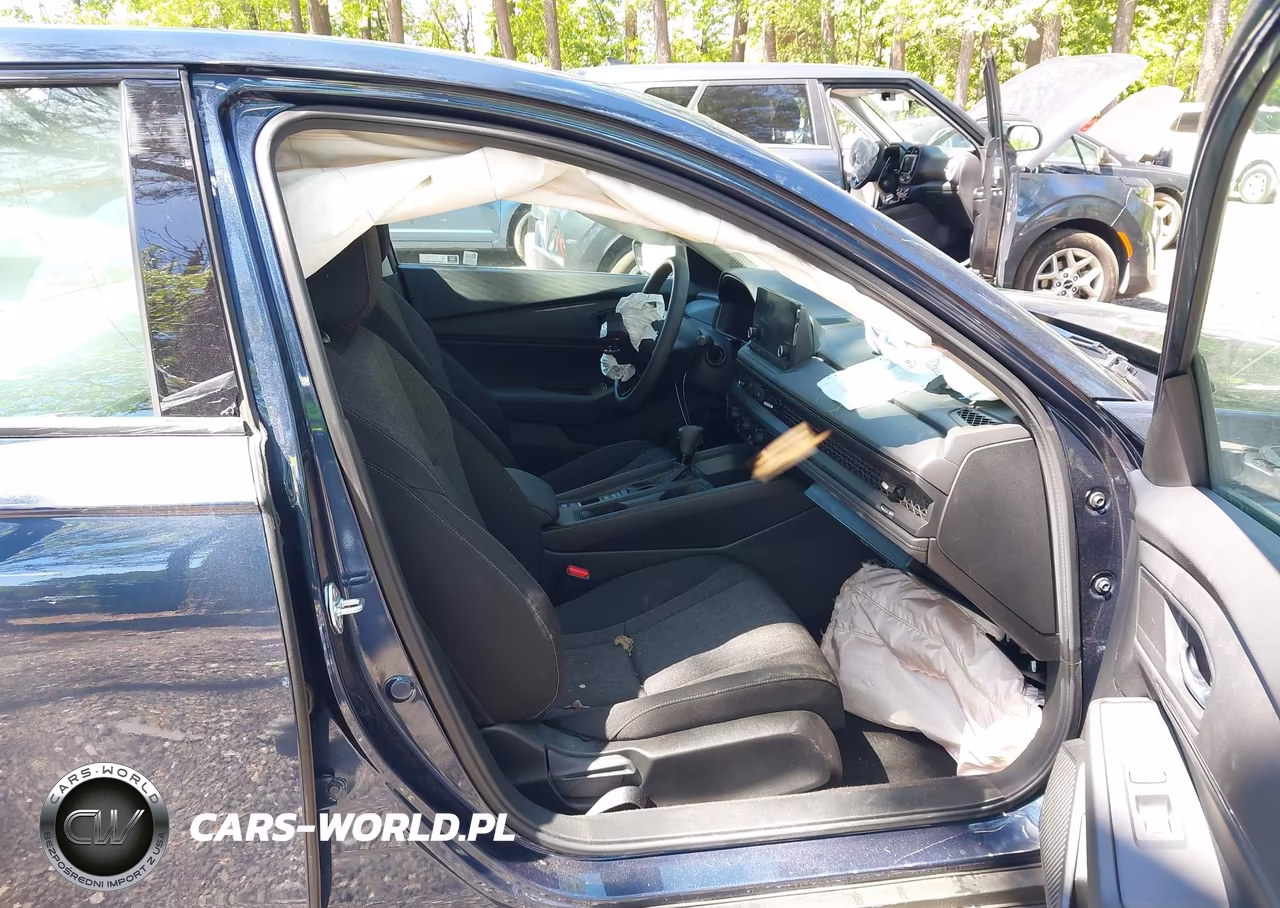 2025 Honda Accord Se VIN:1HGCY1F49SA073887 - 5
