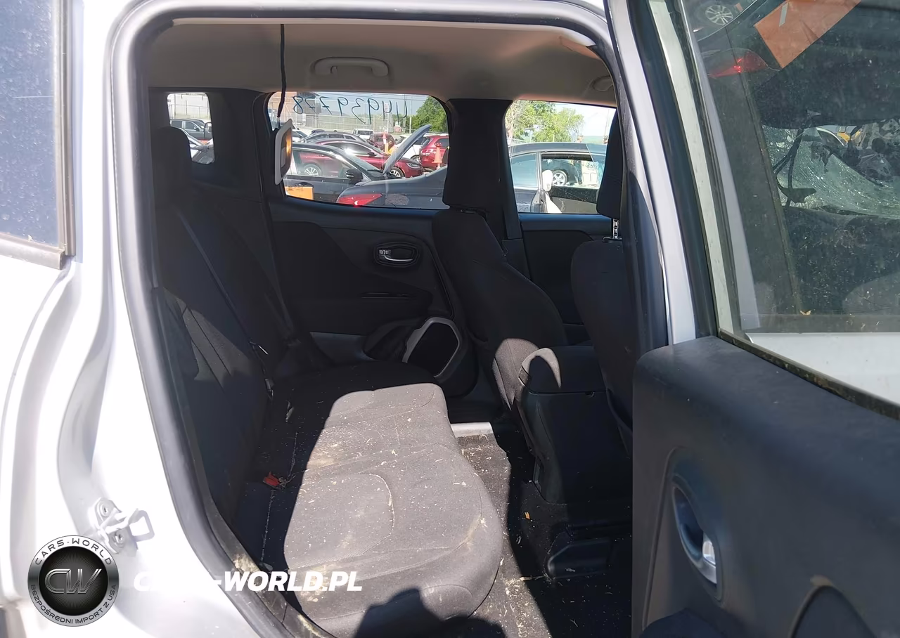 2015 Jeep Renegade Latitude VIN:ZACCJABTXFPB27980 - 8