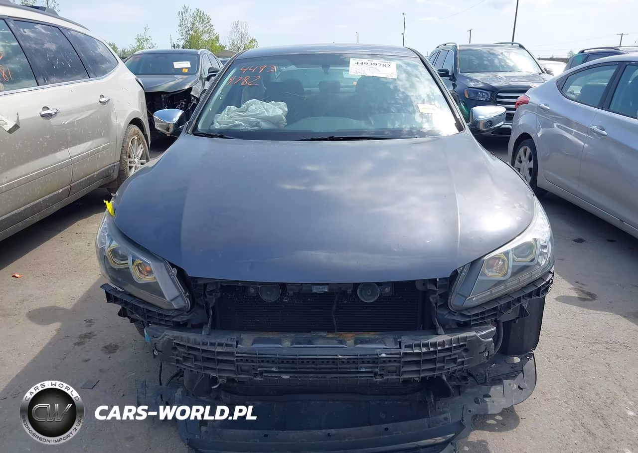 2015 Honda Accord Sport VIN:1HGCR2F50FA234886 - 13
