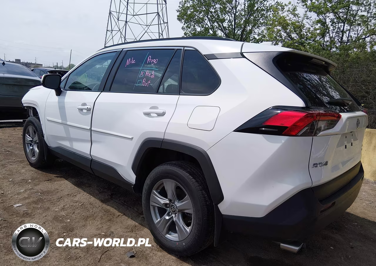 2024 Toyota Rav4 Xle VIN:2T3P1RFV2RC410988 - 3