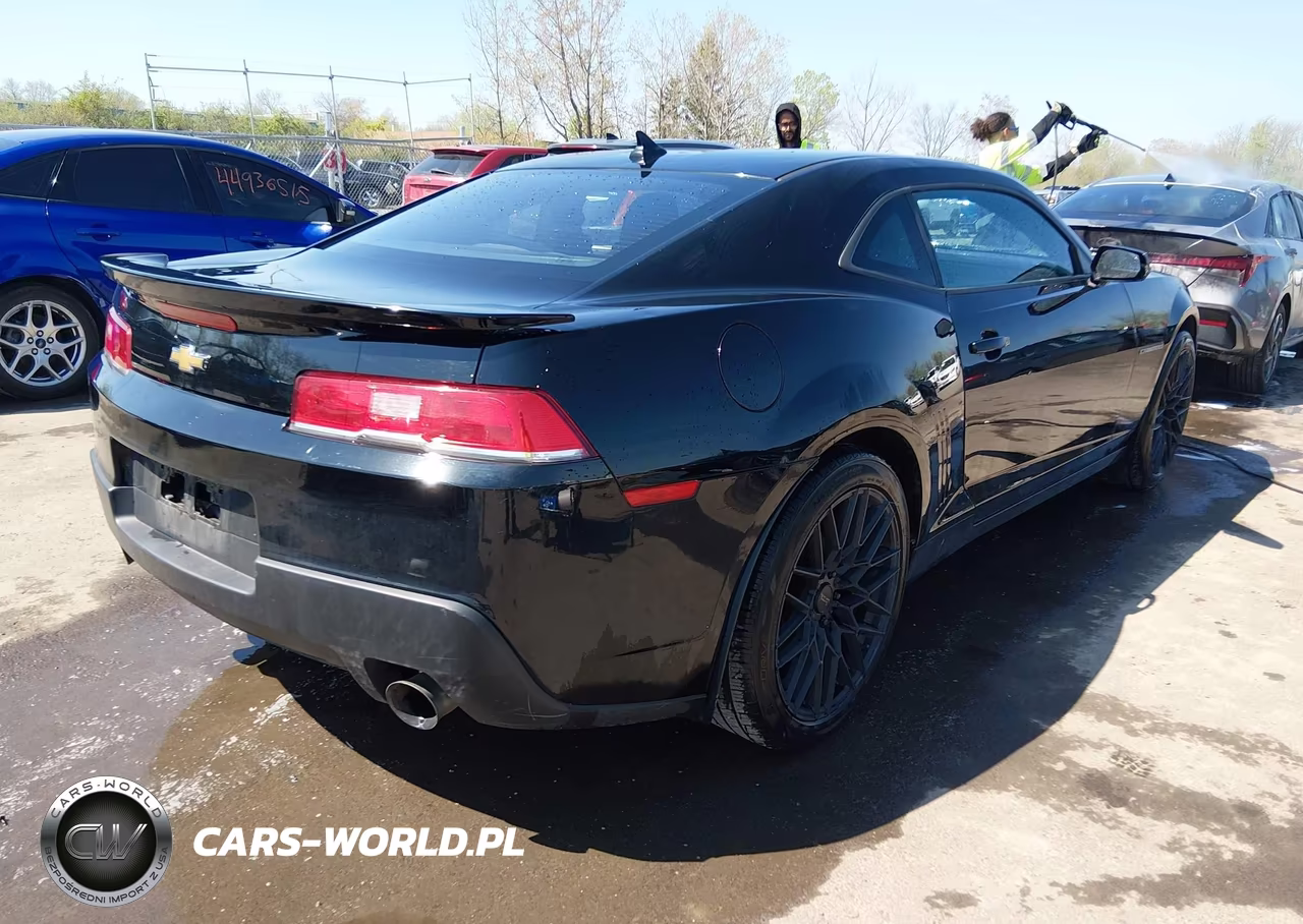 2015 Chevrolet Camaro 1Ls VIN:2G1FA1E36F9130632 - 4