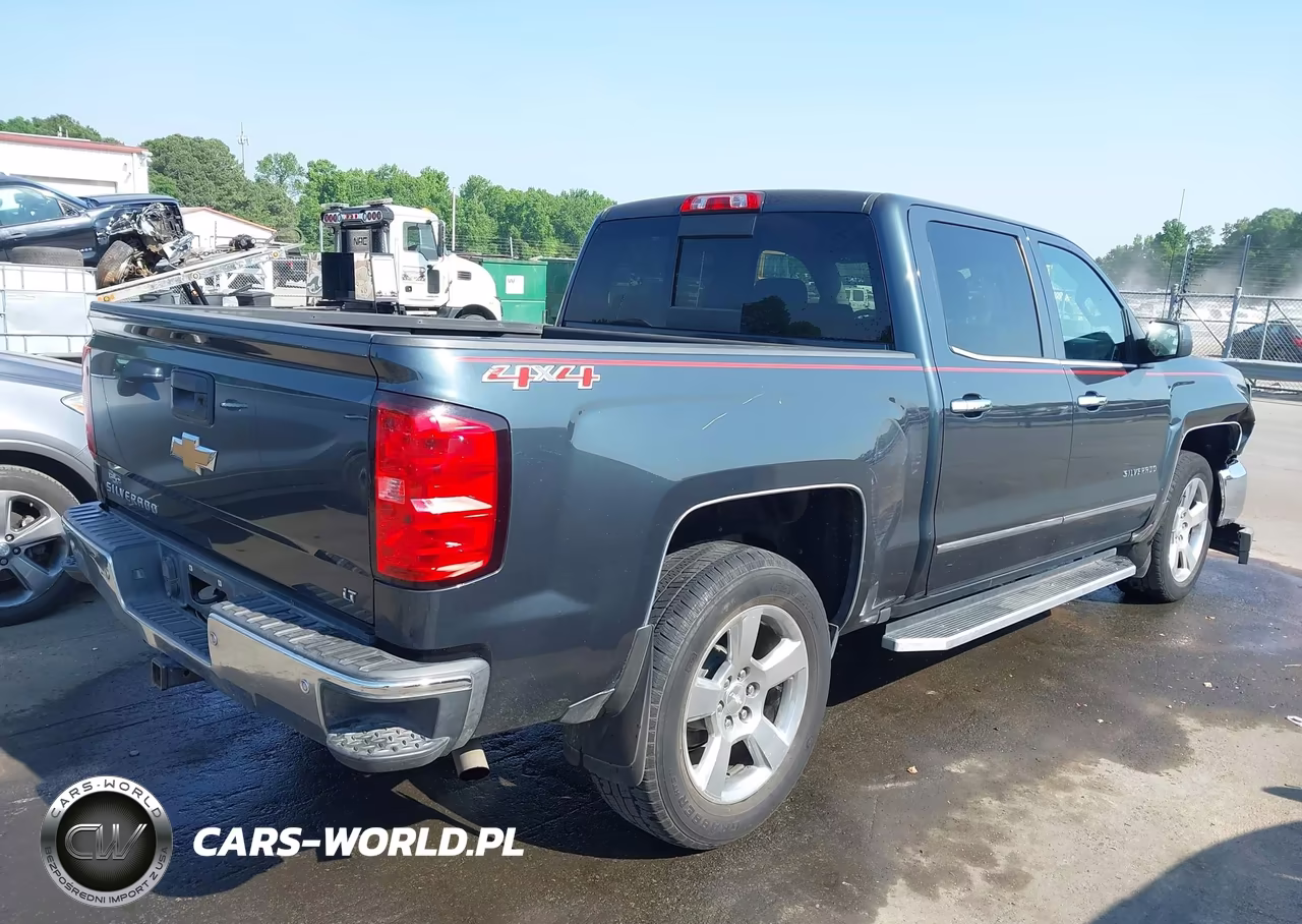 2017 Chevrolet Silverado 1500 1Lt VIN:3GCUKREC5HG192297 - 4