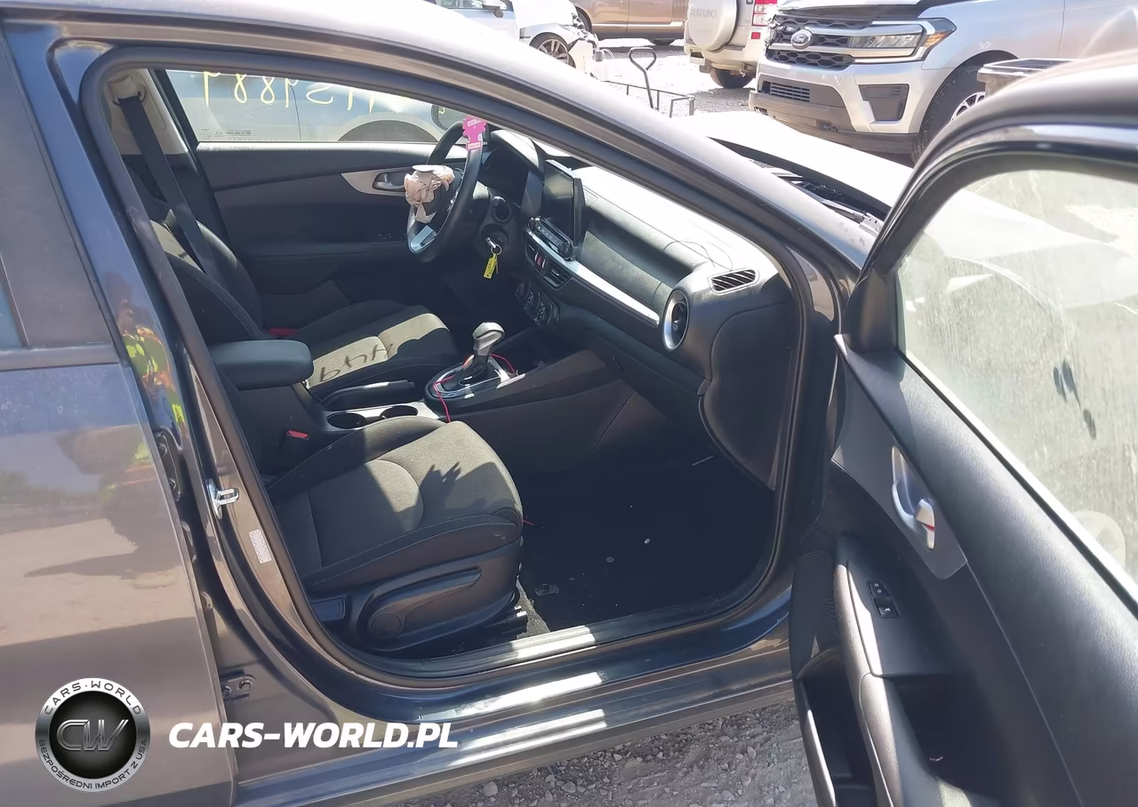 2024 Kia Forte Lx VIN:3KPF24AD8RE695393 - 5