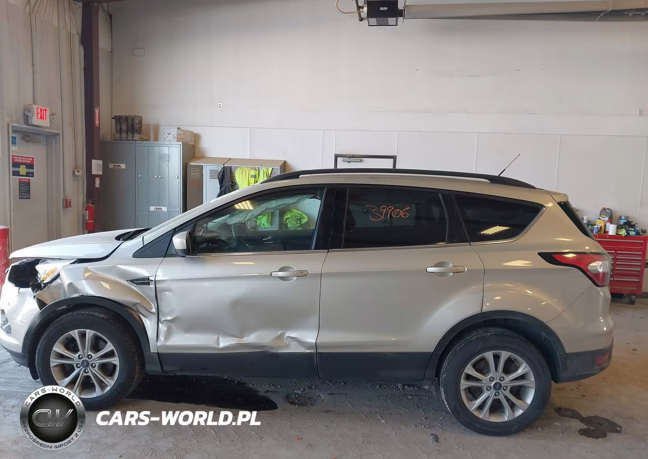 2018 Ford Escape Se VIN:1FMCU9GD3JUC96958 - 14