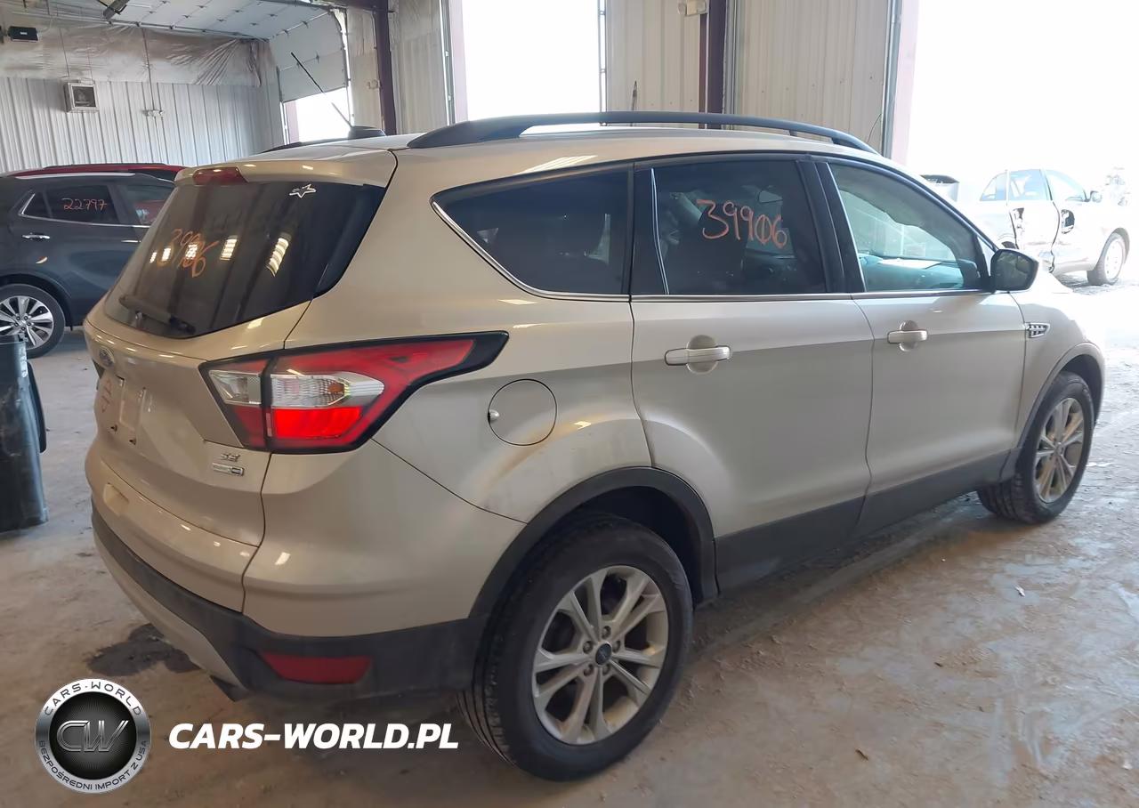 2018 Ford Escape Se VIN:1FMCU9GD3JUC96958 - 4
